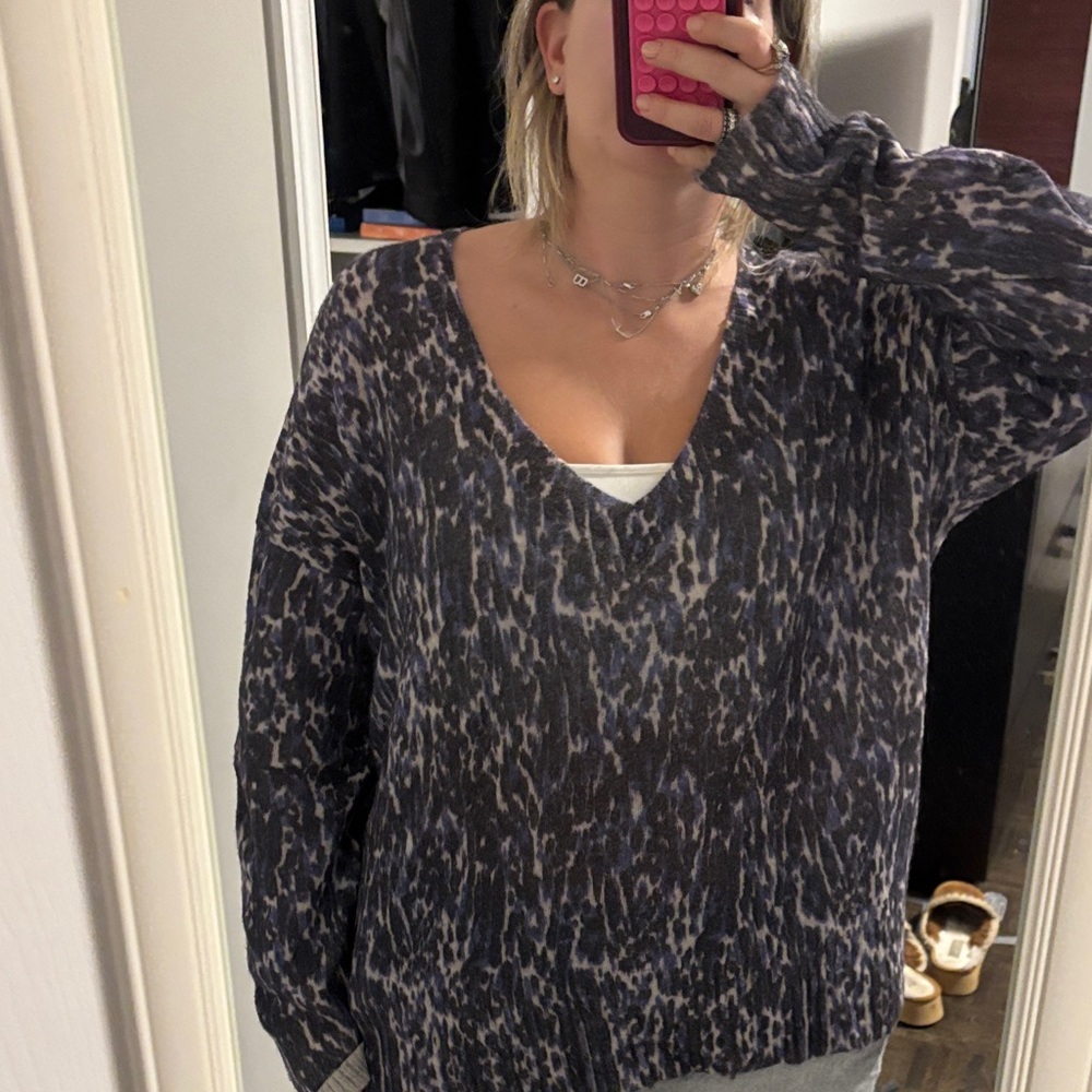 Dries Van Noten Gray Patterned V-Neck Sweater